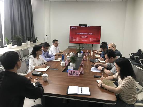 陈荣达副校长一行到老虎机
调研指导工作